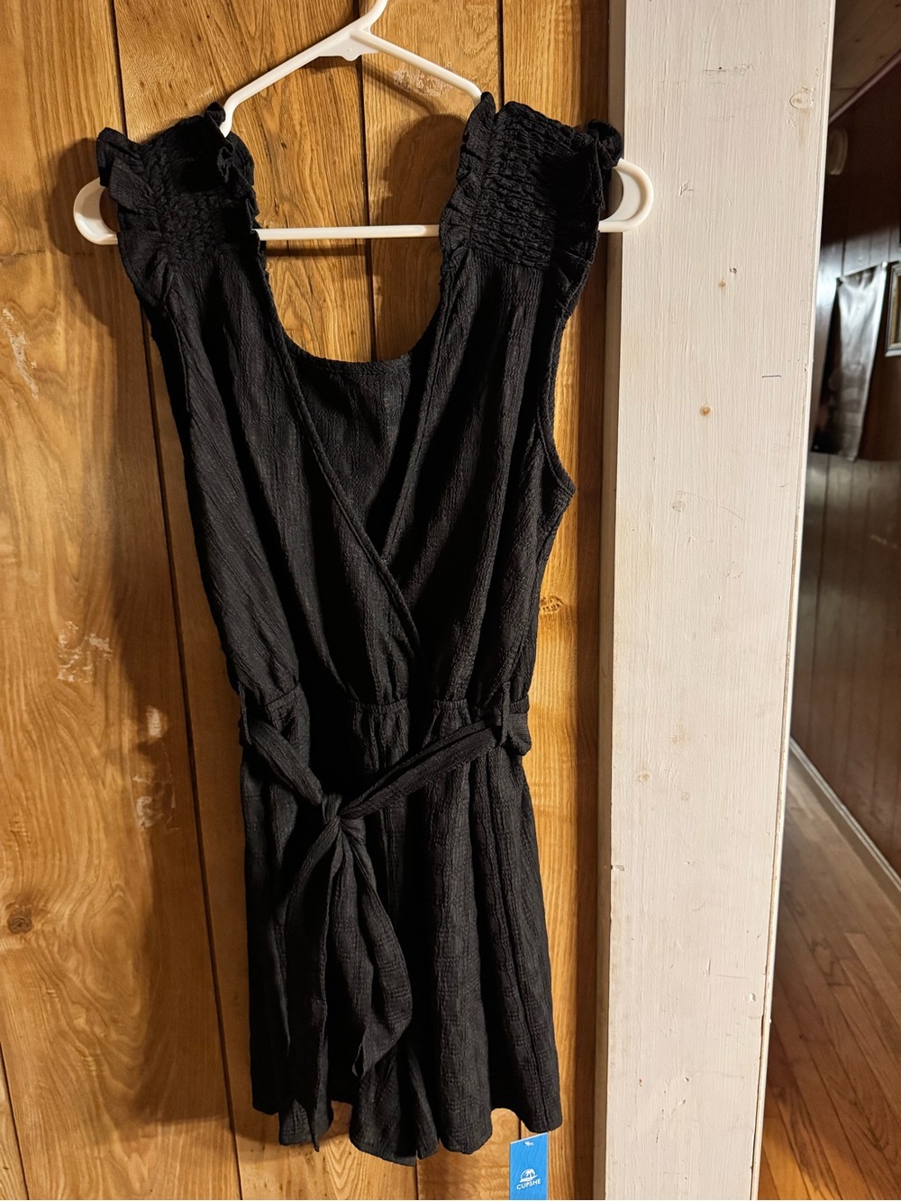 Cupshe Black Sleeveless Tie-Waist Mini Dress